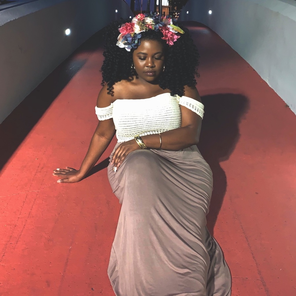 Hey hey, It’ Yahaya from Mind Your Petals 🌺